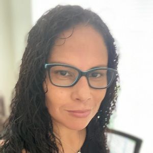 Meet your Posher, Graciela